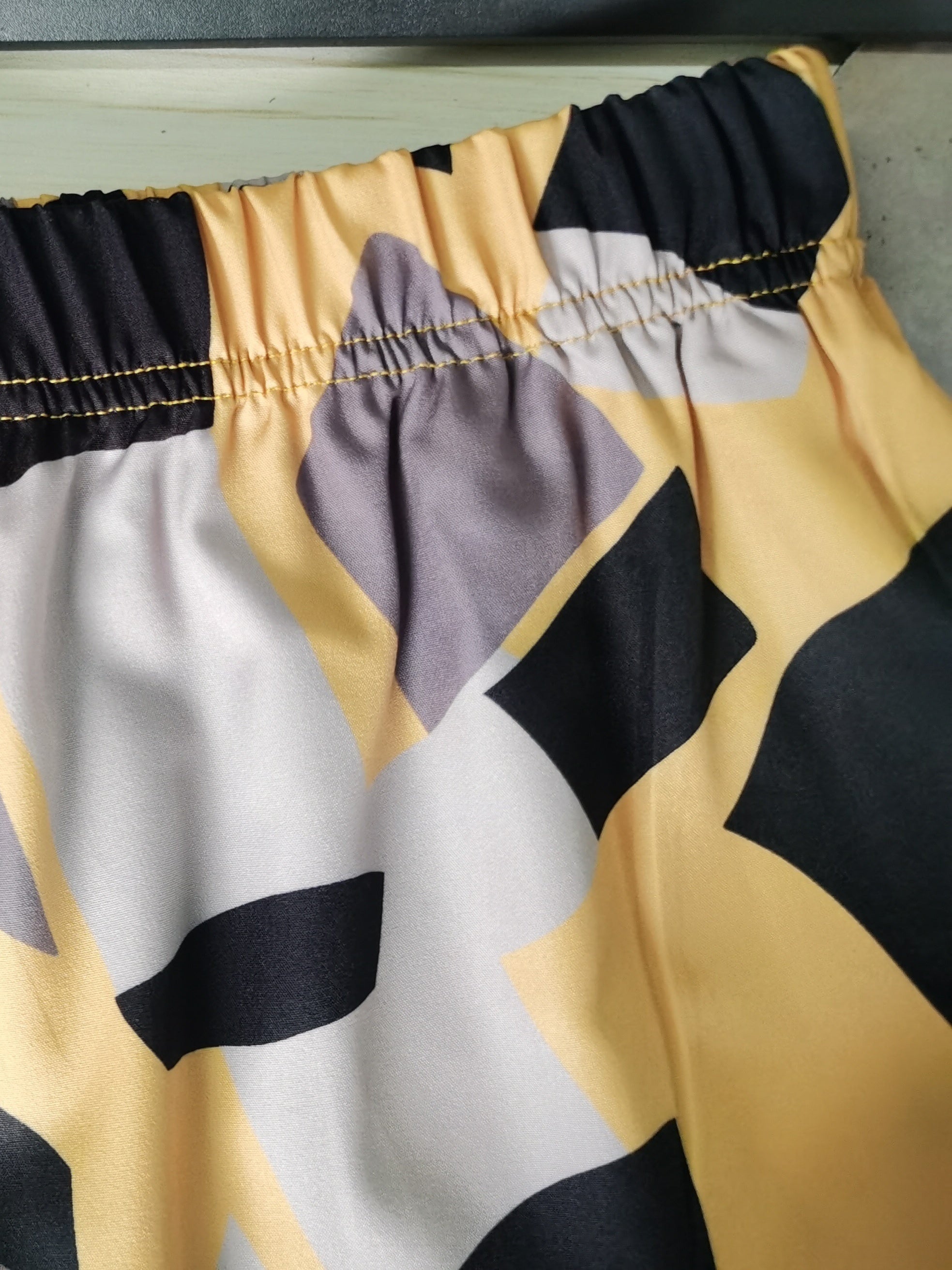 Women's Plus Geometric Print Top & Shorts Set
