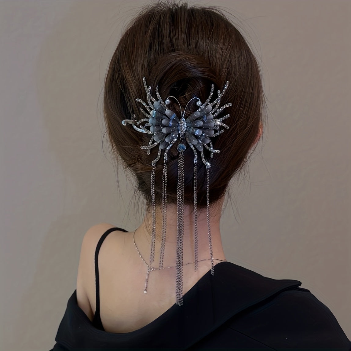 Crystal Butterfly Hair Claw with Chain Tassel Glitter Hair Claw