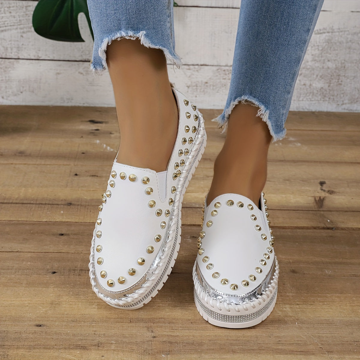 Metal Rivet Decor Preppy School Skate Shoes Flat Lightweight Loafers