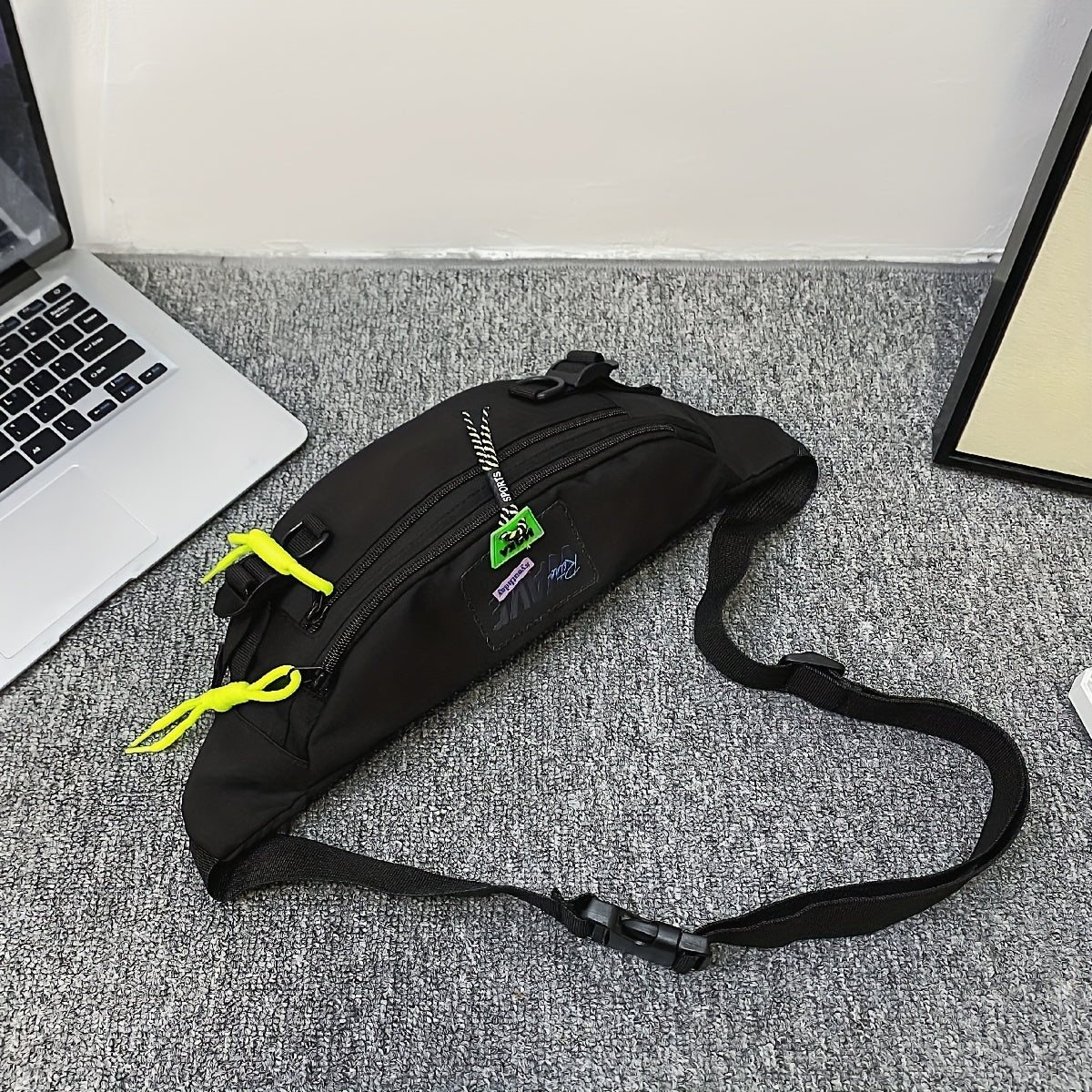Stylish Zipper Crossbody Bag for Women