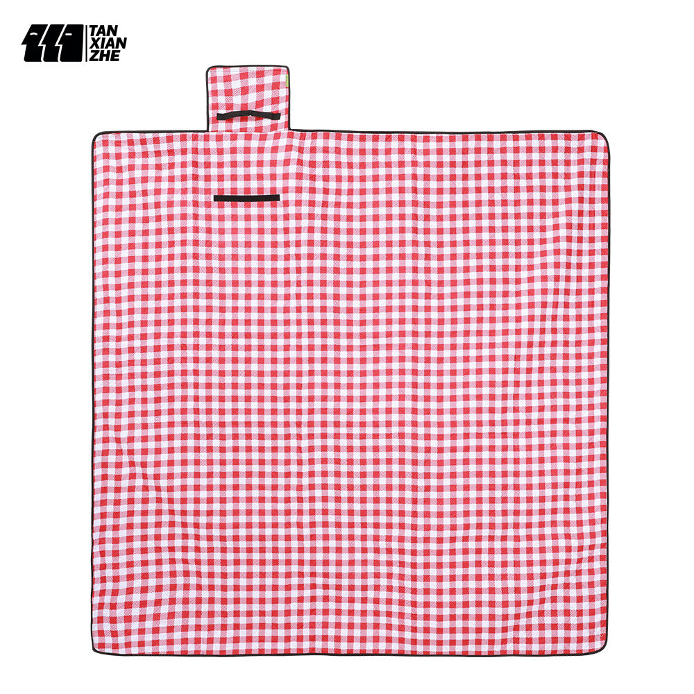 Tan Xian Zhe Foldable Waterproof Plaid Picnic Mat