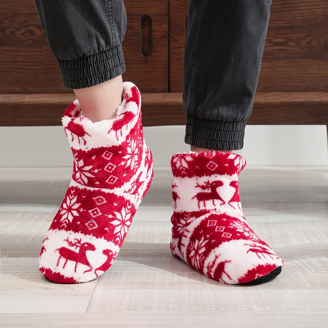 Men's Elk Snowflake Print Slippers Socks Warm Fleece Cozy Comfortable Non slip