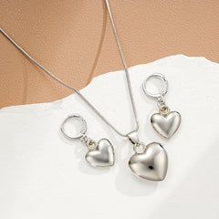 Vacation Heart Jewelry Set for Women - Necklace & Earrings