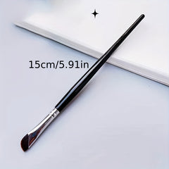 Sickle Eyeliner Brush Bevel Flat Head Fine Blade Makeup Brush