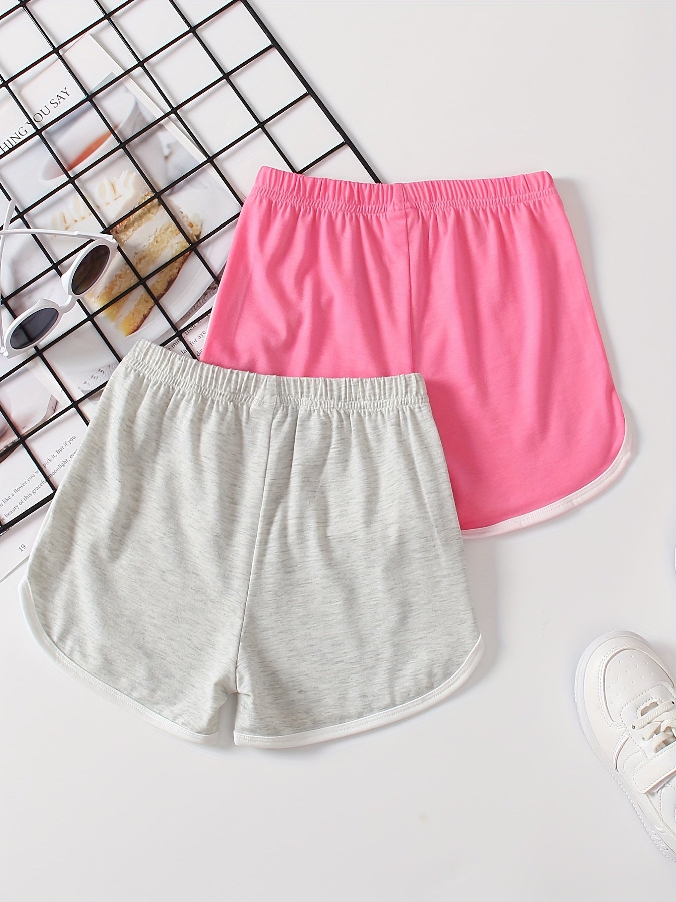 2pcs Girls' Contrast Binding Sports Shorts Set For Yoga Outfit