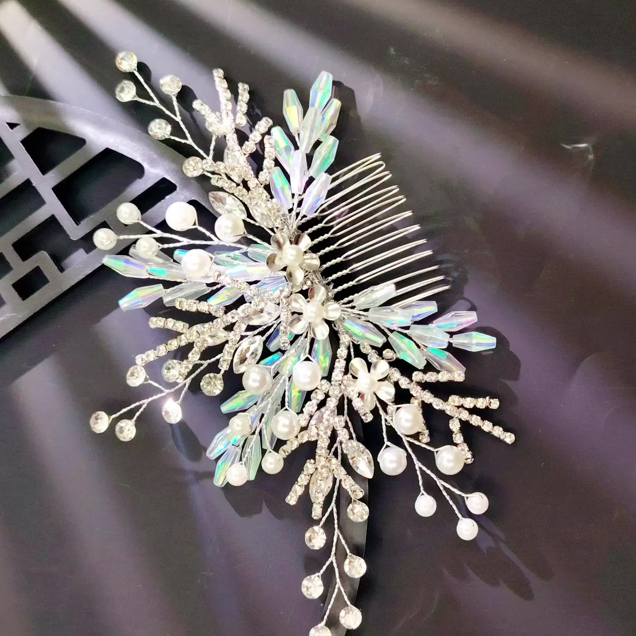 Stylish Bridal Hair Comb with Flowers Bridesmaid Headpiece HP914