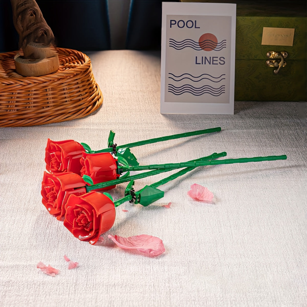 DIY Luminous Rose Building Blocks Pink & Green Plastic Flower Kit