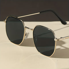 Square Metal Sunglasses UV400 for Women Men Retro Outdoor Glasses