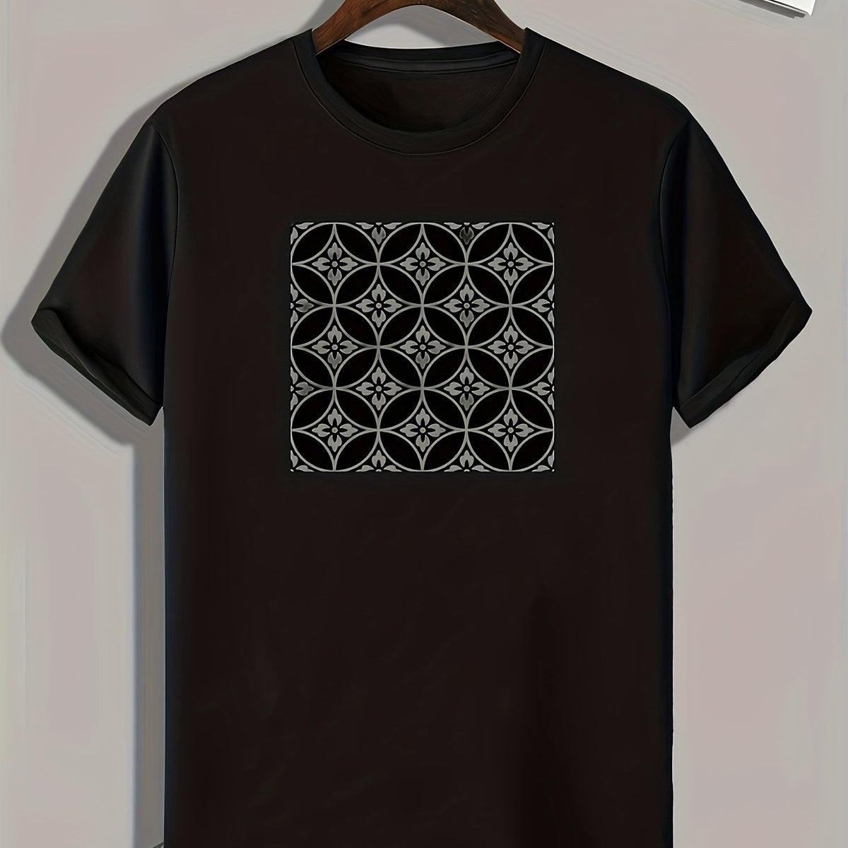 Floral Print Men's Comfy T-shirt for Summer Outdoor Activities