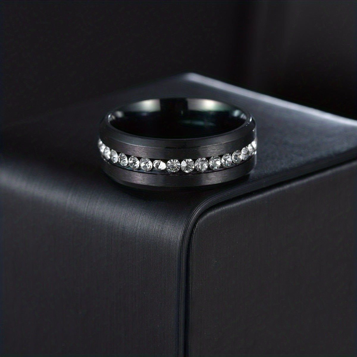 Men's Stainless Steel Single Row Diamond Zircon Ring 8MM