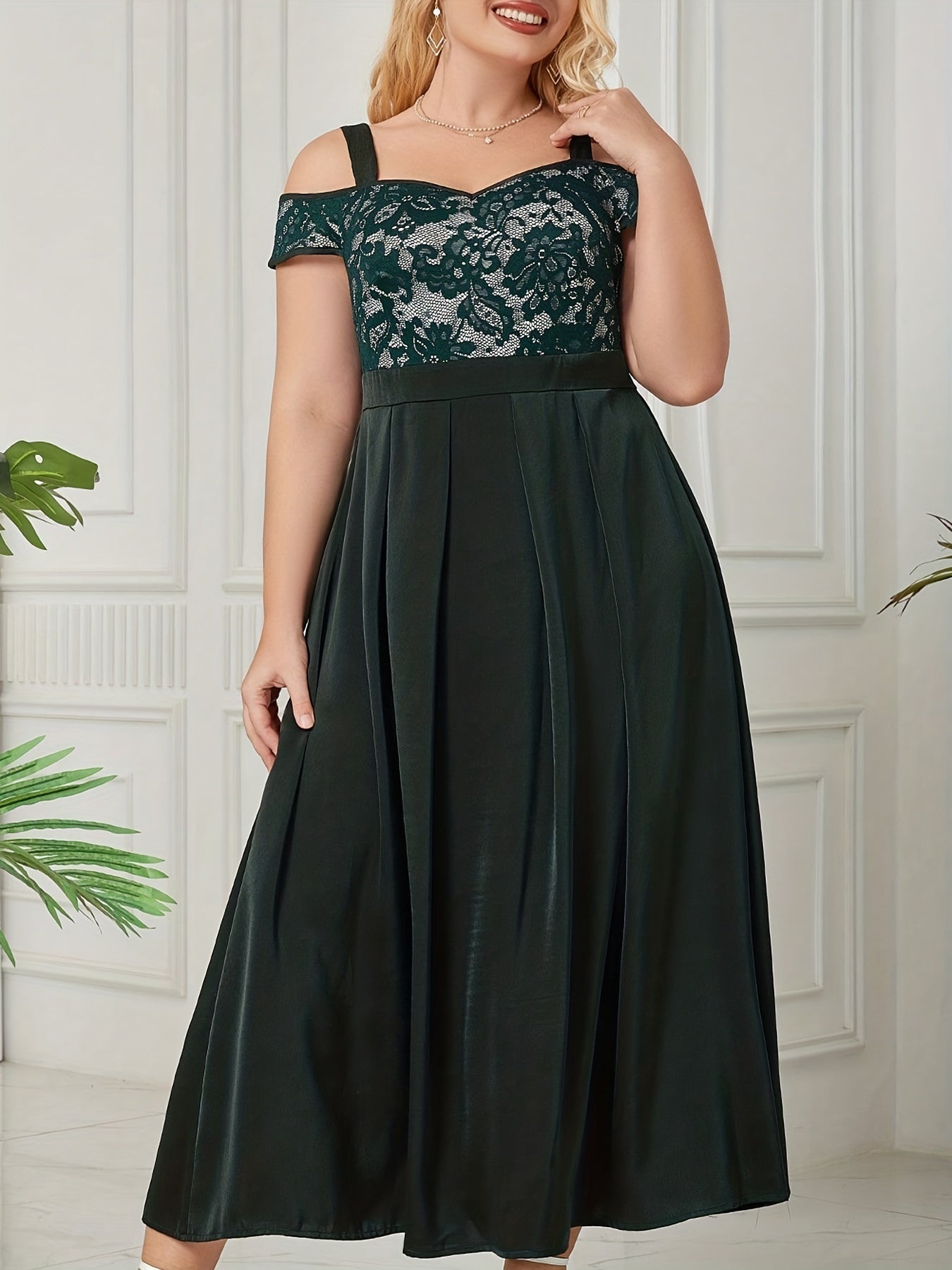 Plus Size Solid Contrast Lace Cold Shoulder Pleated Dress