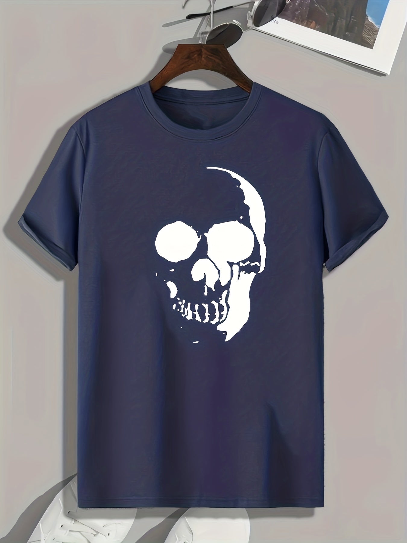 Skull Pattern Print Men's Comfy Sports T shirt Graphic Tee