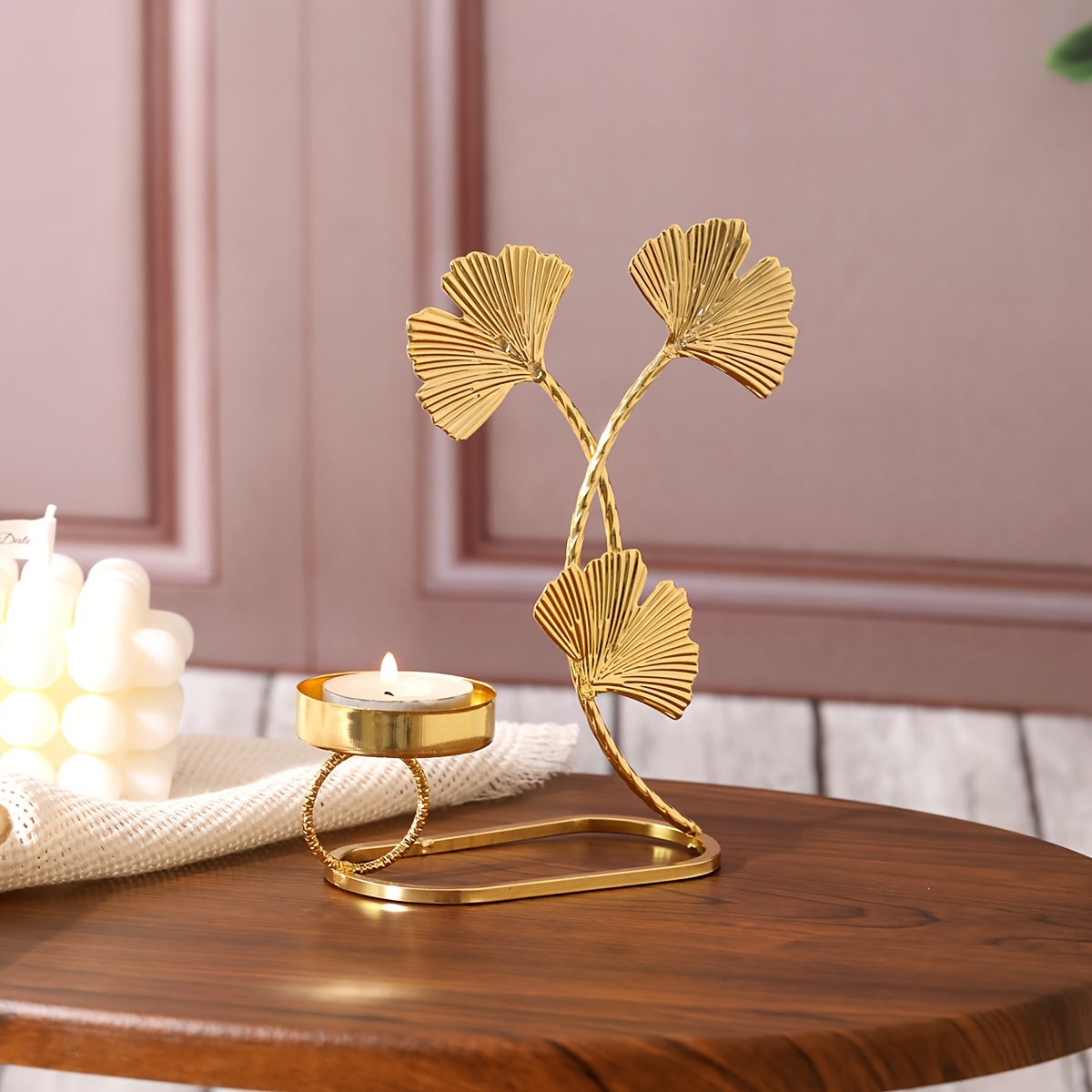 Iron Apricot Leaf Candle Holder for Tabletop Display