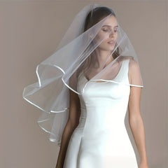 2 Tier Short Floral Lace Bridal Veil for Brides