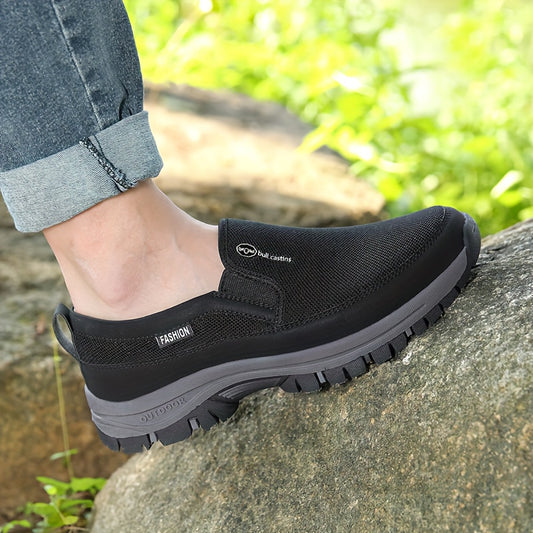 Men's Slip On Trekking Shoes Breathable Non Slip Sneakers