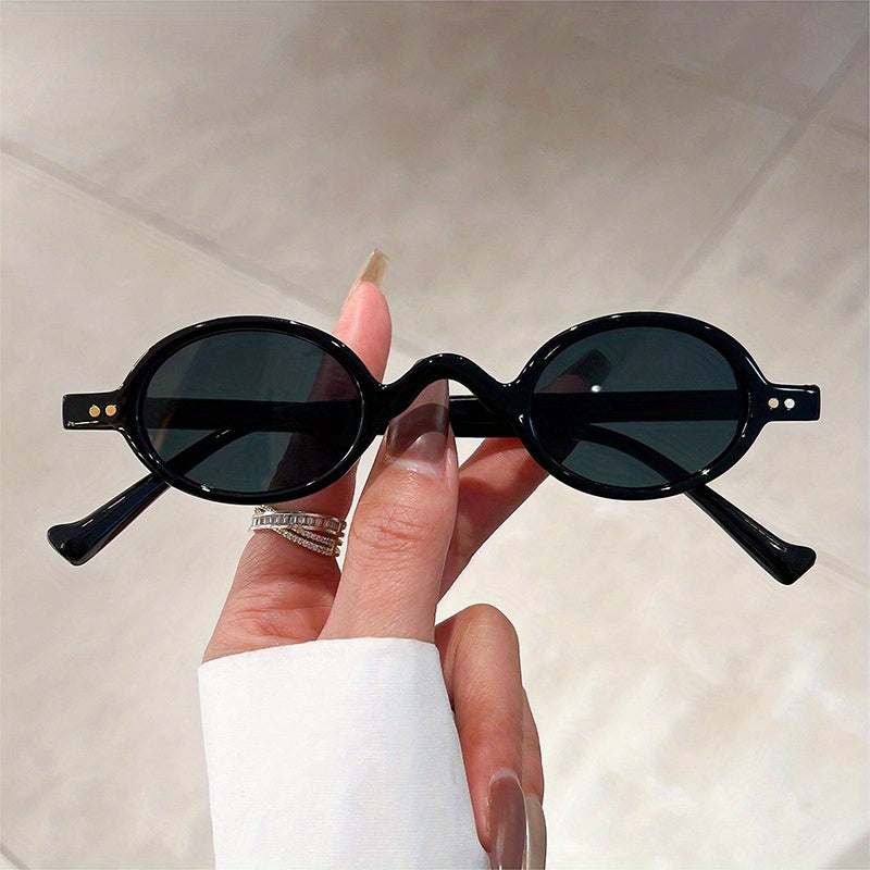 Retro Round Sunglasses Rivet UV400 Sun Shades