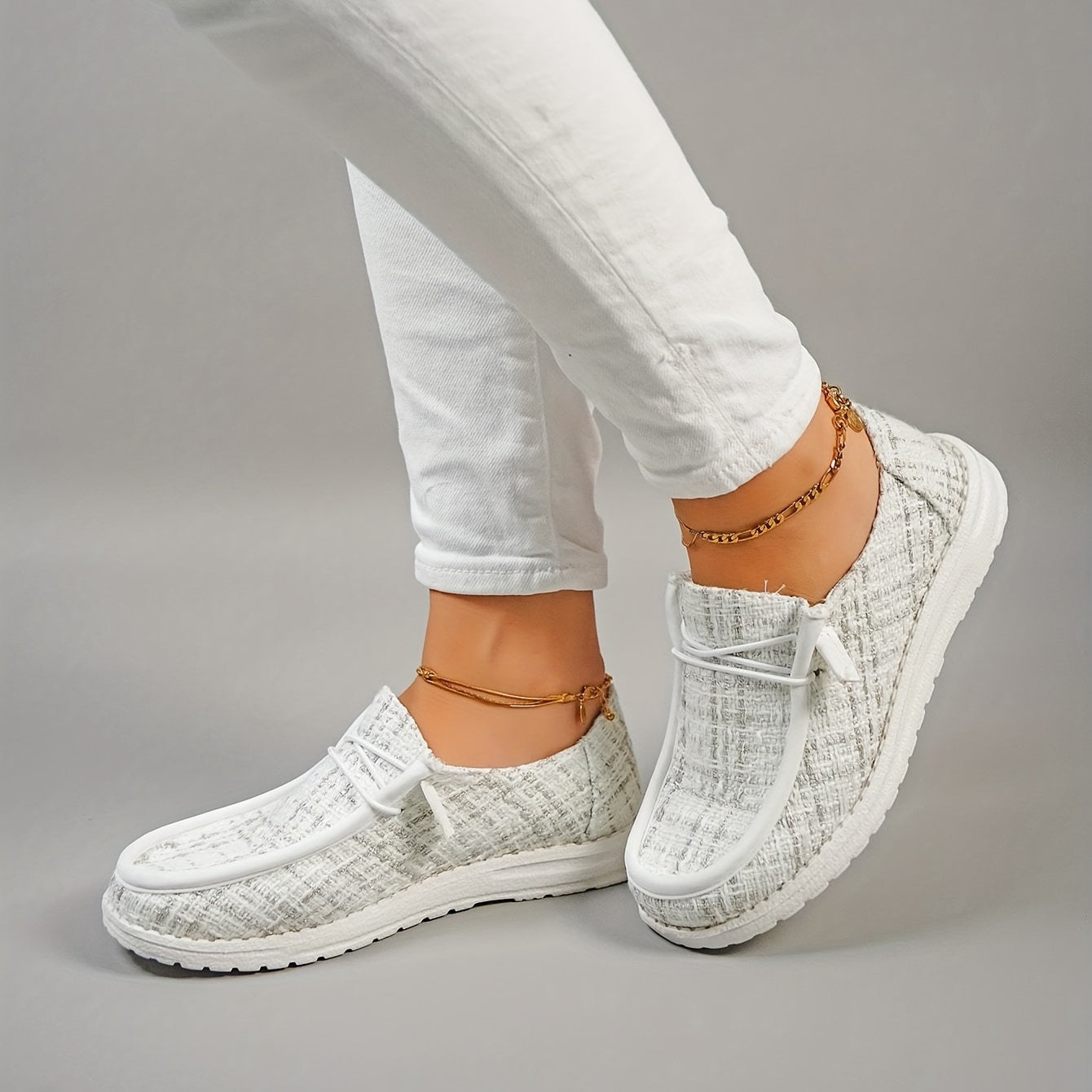Women's Lightweight Lace Up Casual Sneakers
