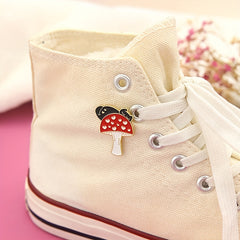 Red Mushroom Creative Jewelry Brooch For Men