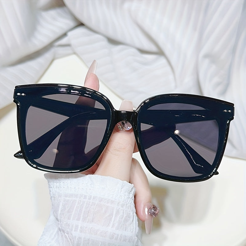 Square Sunglasses Rivet Anti Glare UV400 Sun Shades