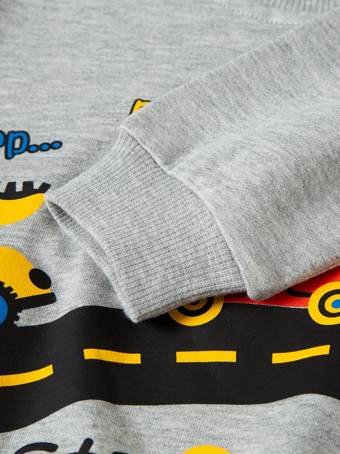 Boys Cartoon Car Print Crewneck Sweatshirt