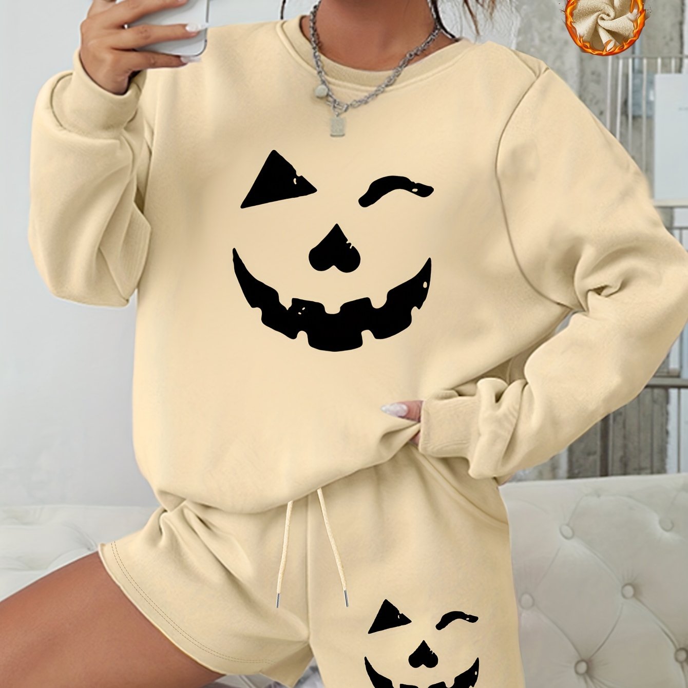 Plus Size Women's Ghost Face Print Sweatshirt & Shorts Outfit Set