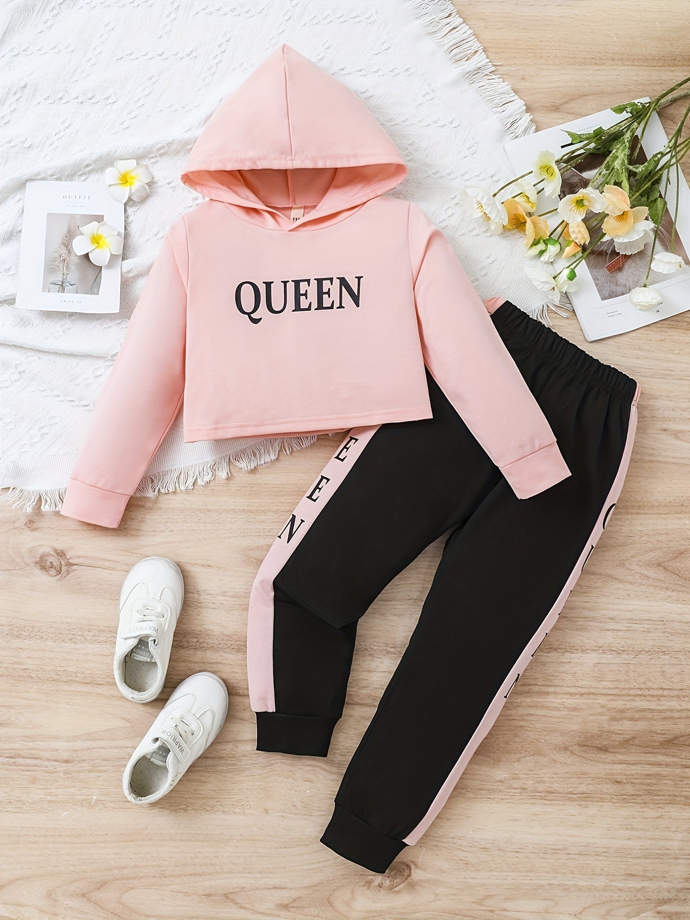 Toddler Girls Queen Hoodie & Pants Set