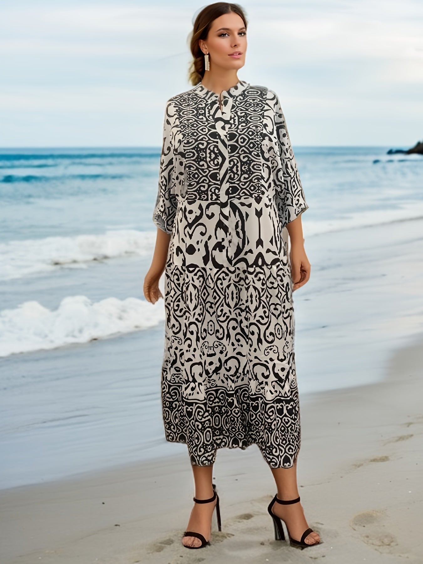 Women's Plus Geometric Print V Neck Smock Maxi Dress