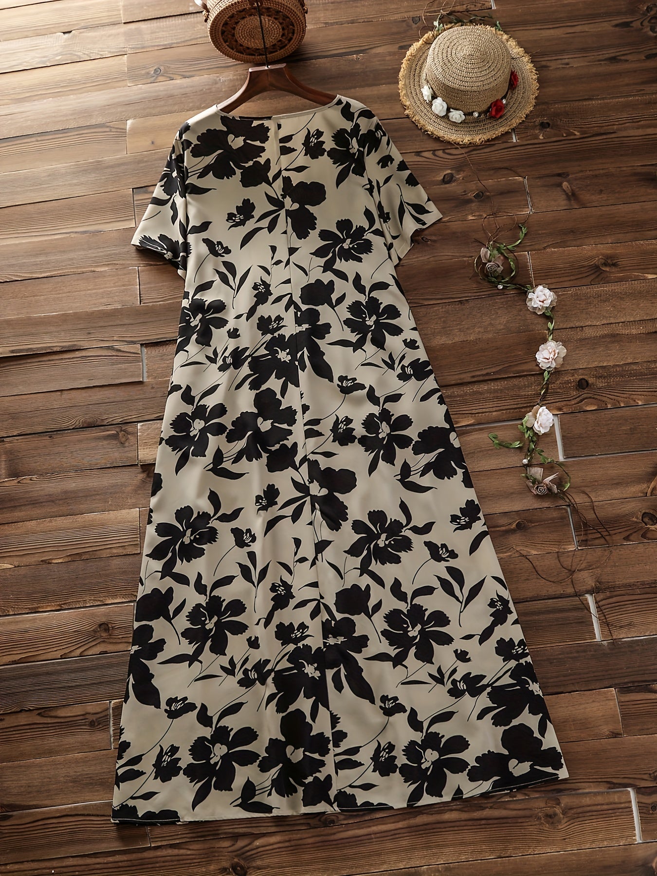 Women's Plus Floral Print V Neck Stretch Dress With Pockets