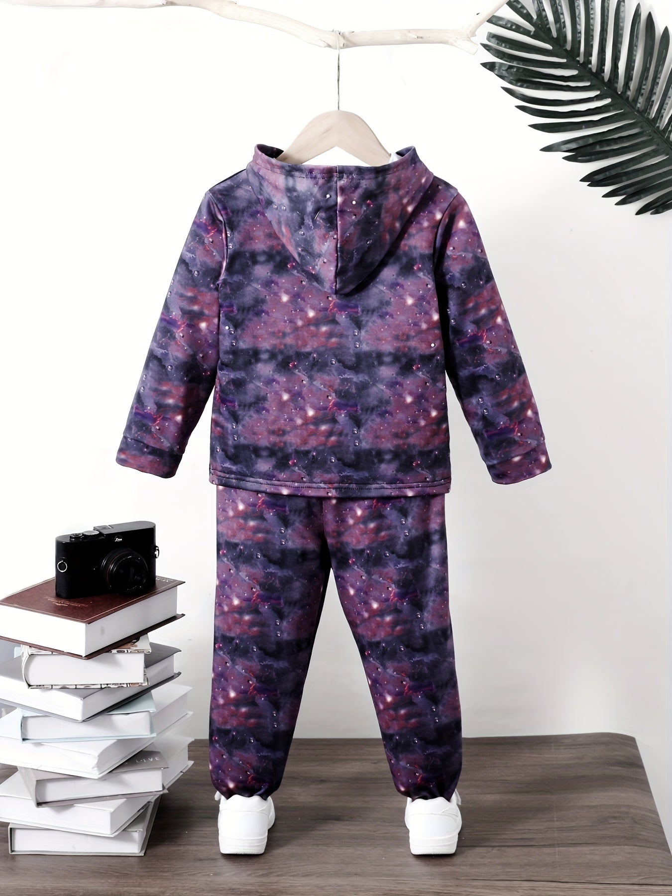 Boys' Galaxy Tiger Pattern Hooded Sweatshirt & Pants Set