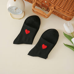 Red Heart Pattern Mid Tube Socks Women's Stockings