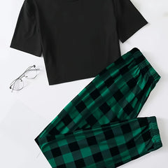  Preppy Lounge Set Tee & Plaid Print Joggers Pajamas 2 Piece Set