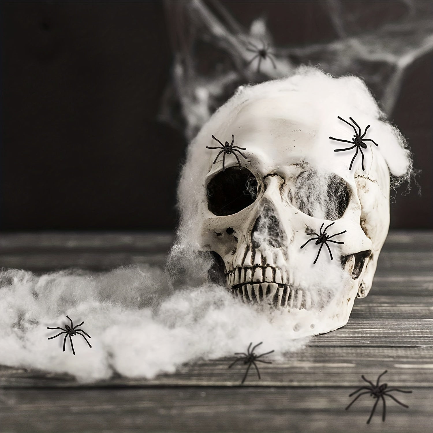 100pcs Halloween Spooky Plastic Spiders Scary Toy Kids Party Decor