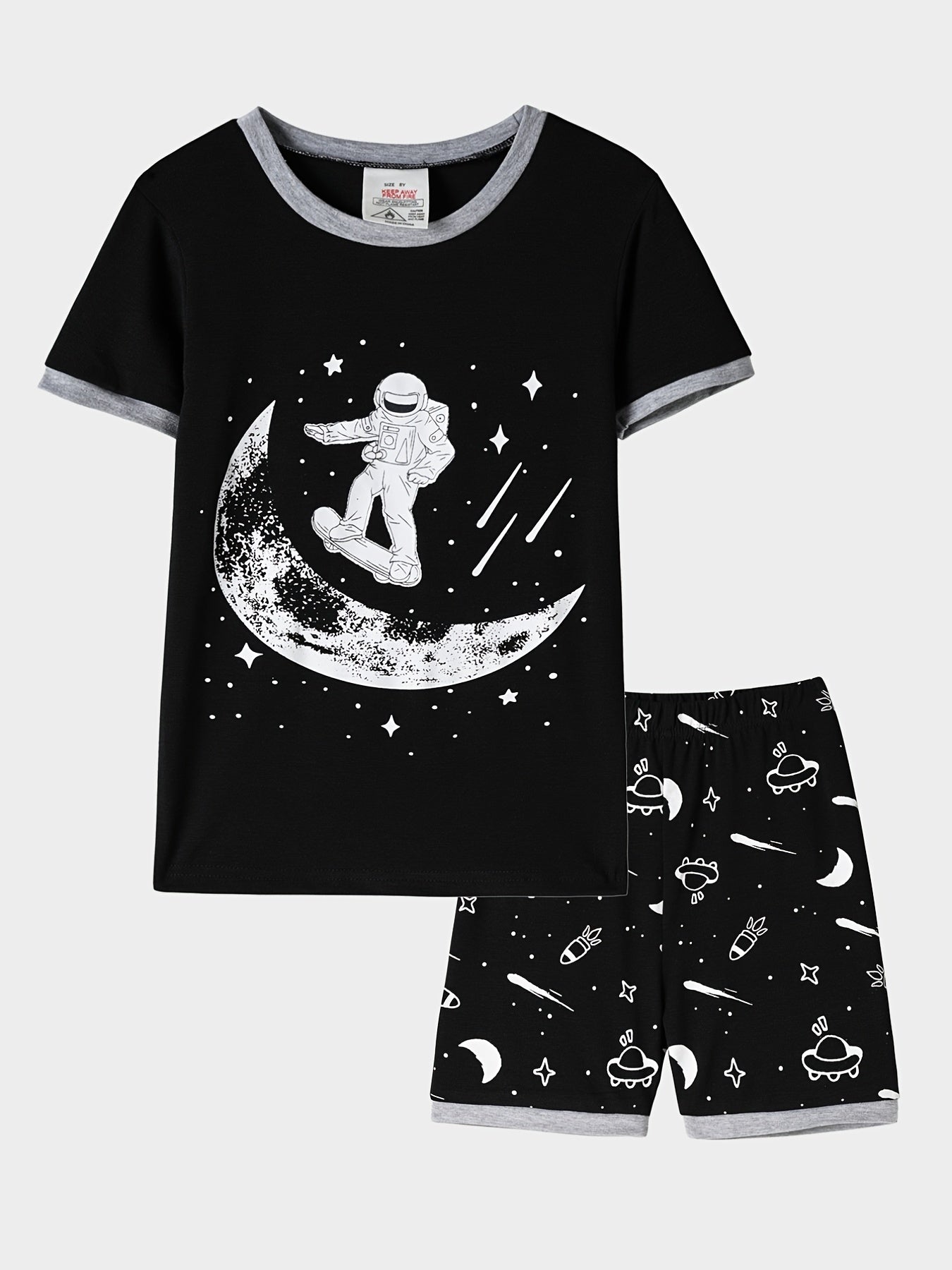 Boys Astronaut Skateboard Rocket Pajamas Set