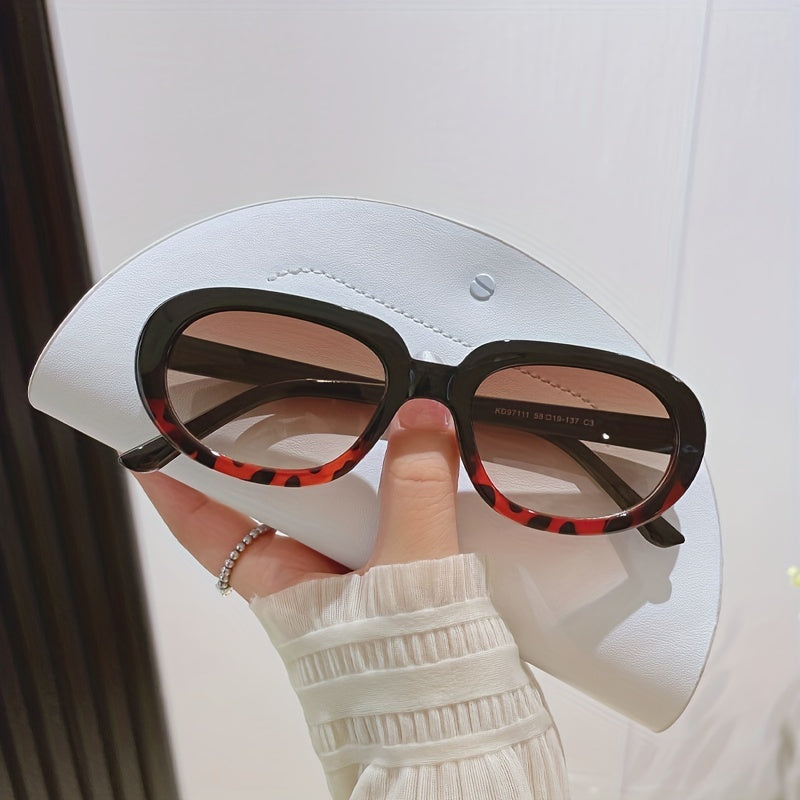 Vintage 90s Oval Sunglasses Women Unisex Tiny Narrow Tinted Glasses