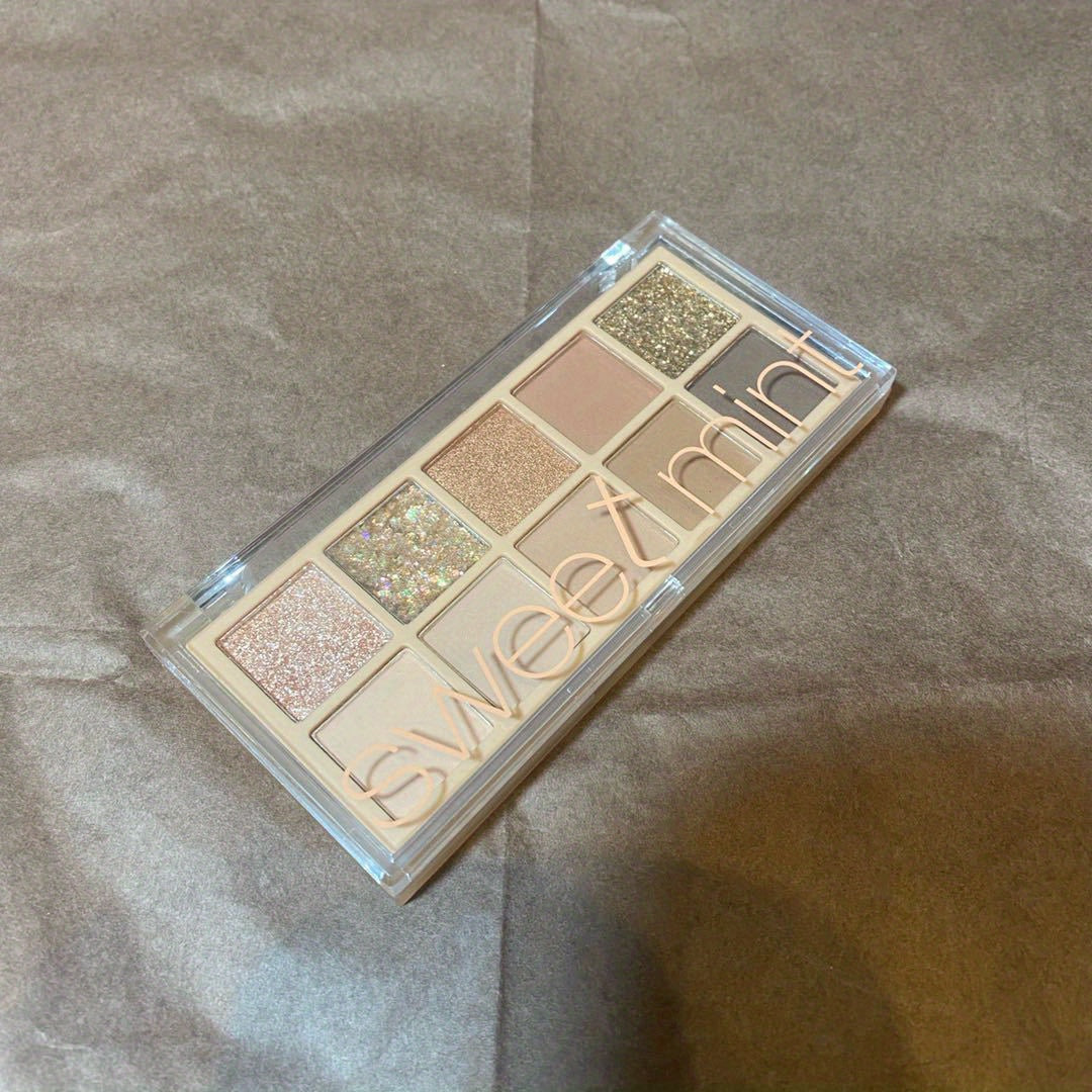 Eyeshadows Pearlescent Matte Shimmering Student Makeup