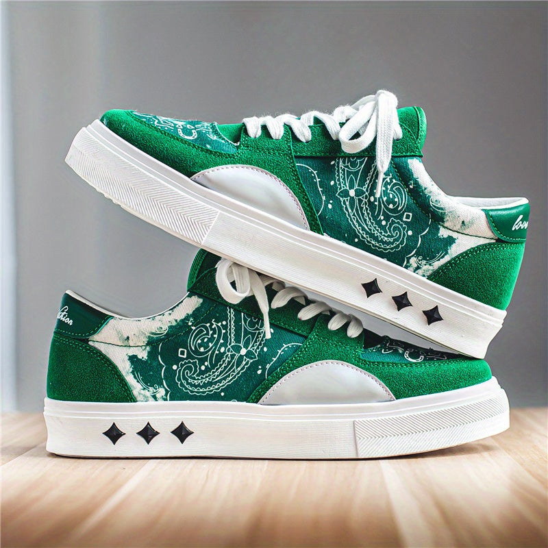 Men's Graffiti Print Lace-up Skate Shoes Lightweight Walking Sneakers