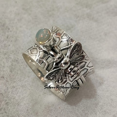 Vintage Style Bee Band Ring Boho Style Finger Ring
