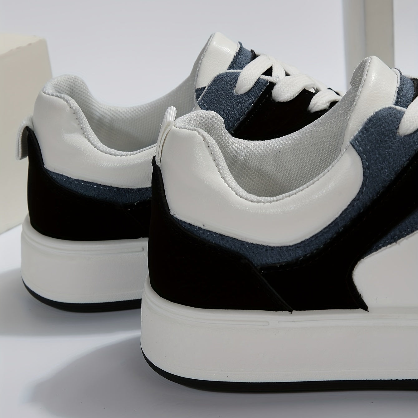 Women's Classic Sports Sneakers Casual Platform Flat Shoes