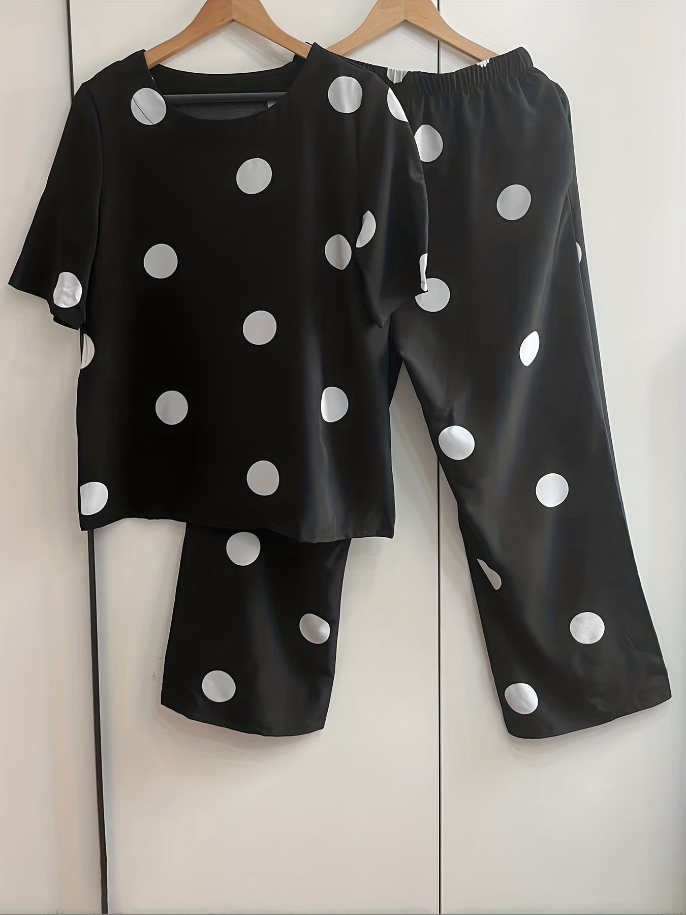 Polka Dot Two Piece Set Half Sleeve T-shirt & Pants