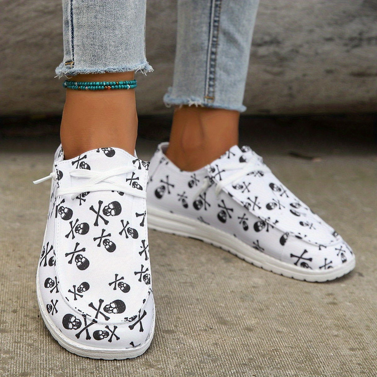 Skull Pattern Flat Loafers Lace Up Canvas Shoes Lightweight Daily Shoes