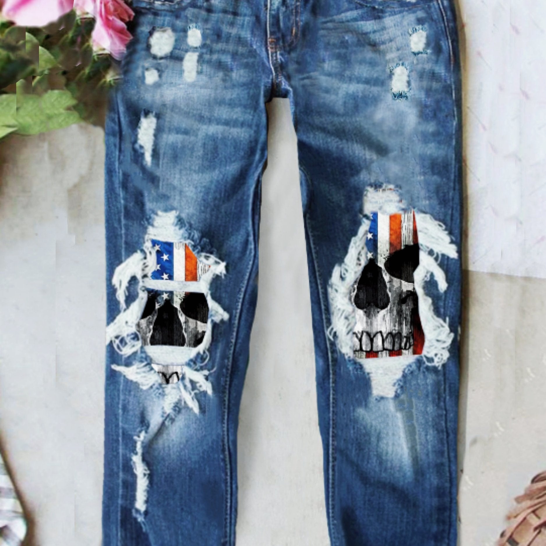  Skull Print Washed Button Fly Medium Stretch Jeans