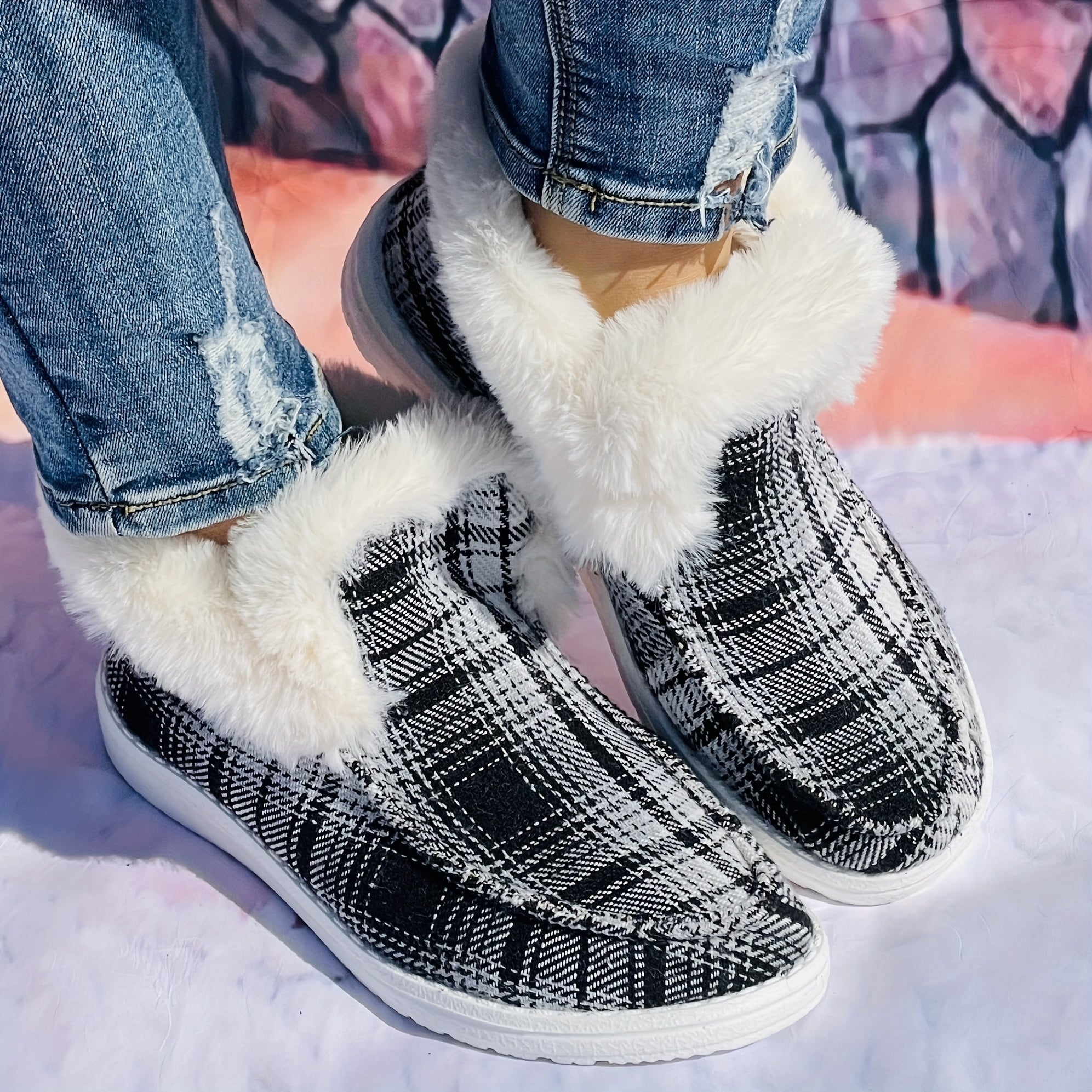 Large Checkered Printed Furry Snow Boots