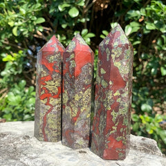 African Bloodstone Dragon's Blood Stone Pillar Tower Decoration