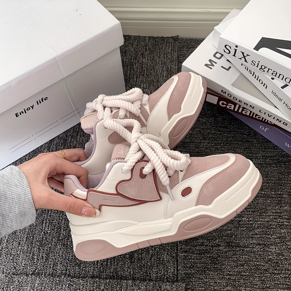 Women's Lace-up Platform Skate Shoes Breathable Sports Sneakers