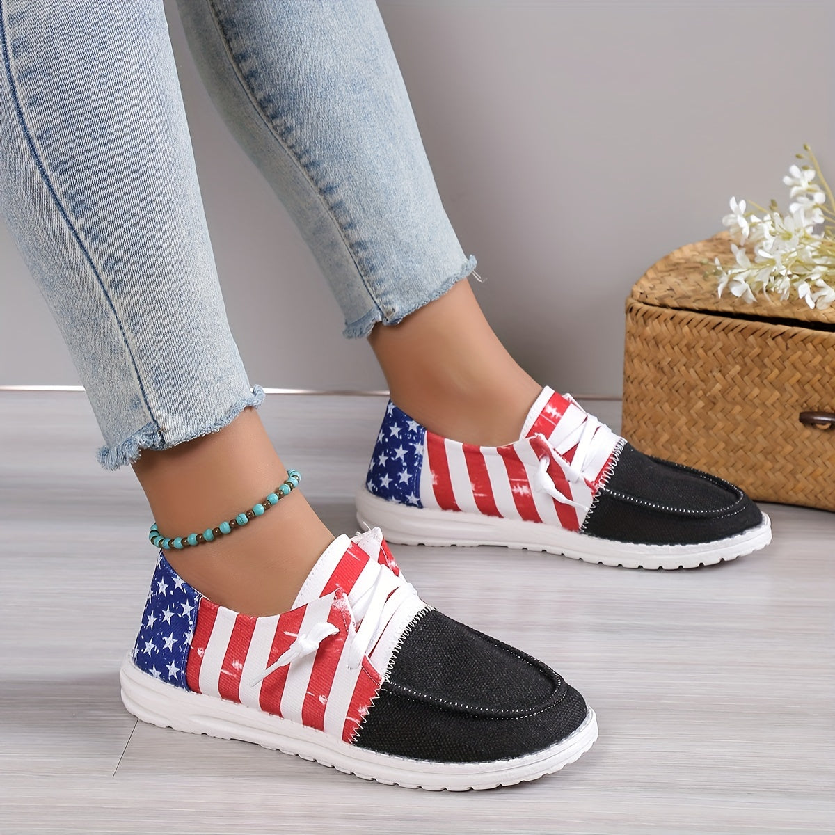 Women's Star & Striped Canvas Shoes Casual Lace Up Sneakers