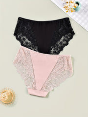 2 Pack Plus Size Contrast Lace Seamless Briefs Set