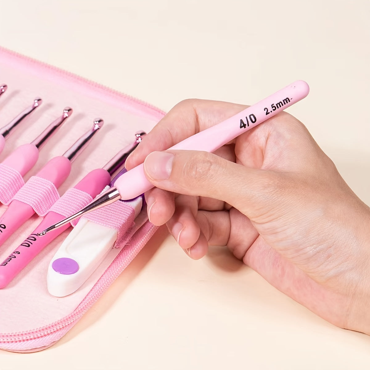 8pcs Thick Handle Sweater Needle Fine Gradient Soft Handle Crochet Set