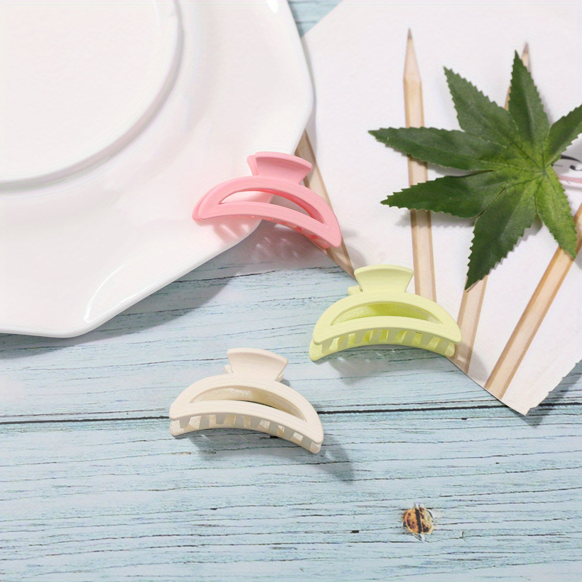 Matte Hair Claw Solid Shark Claw Ponytail Holder Hair Accessories