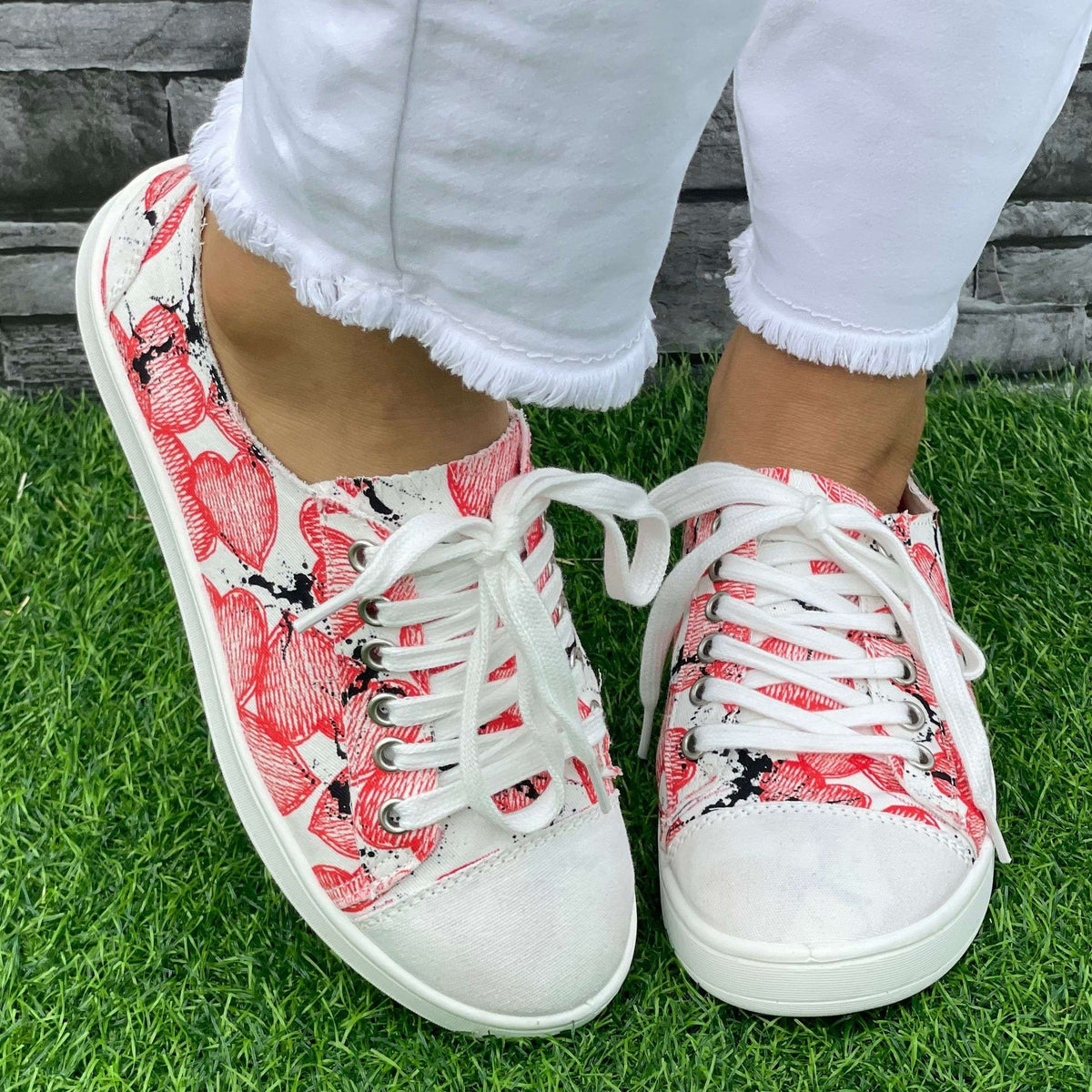 Pink Peach Heart Pattern Board Shoes Women's Shallow Mouth Casual Shoes