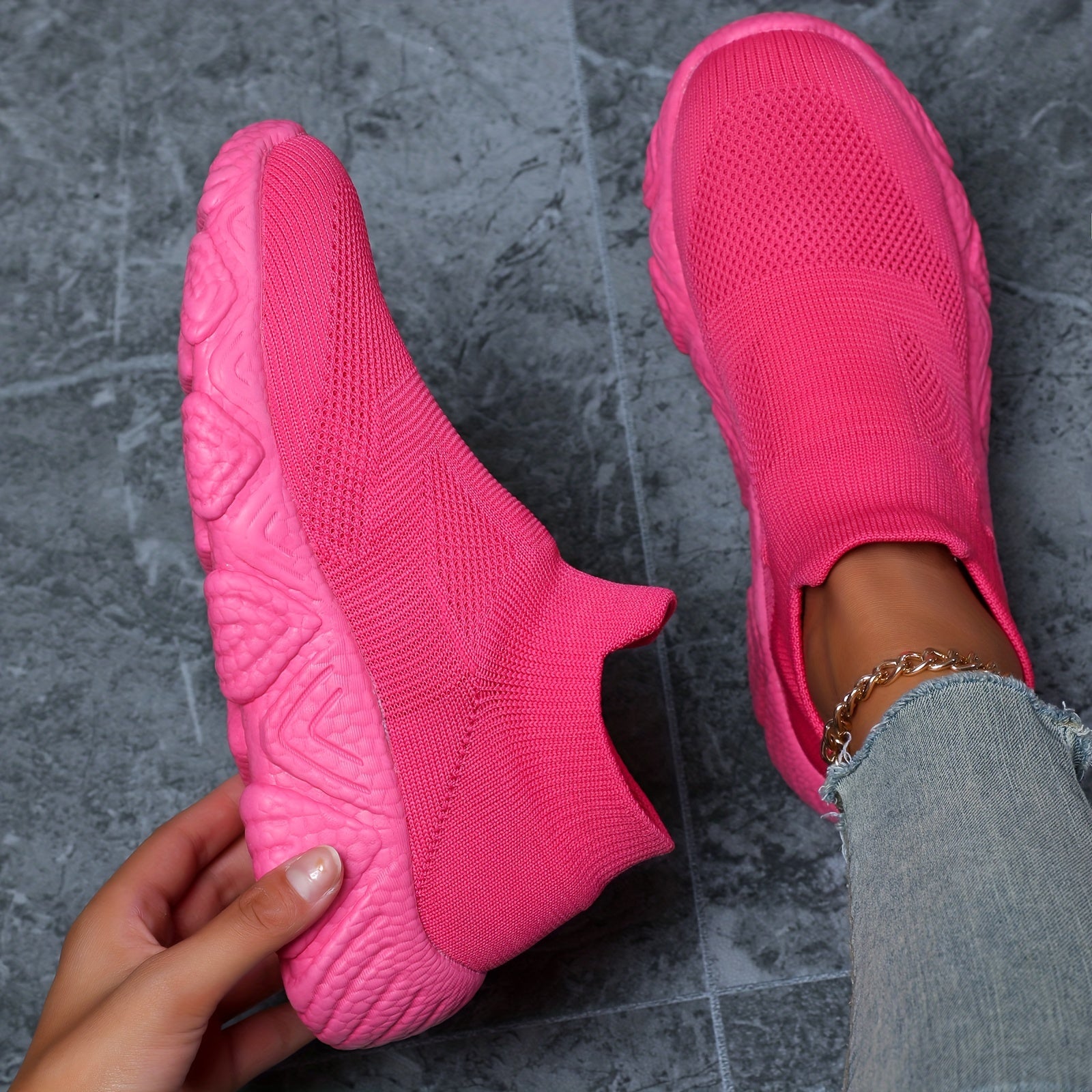 Comfortable Woven Shoes Lightweight Sports Sneakers for Running